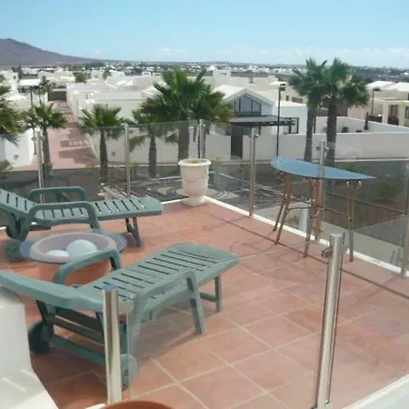 Las Buganvillas 65 *
